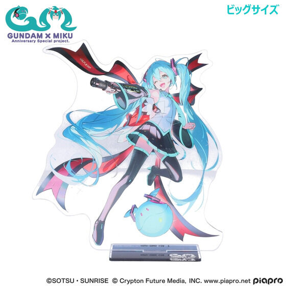 シャア専用ザクを乗りこなす「初音ミク」が可愛すぎる！「ガンダム