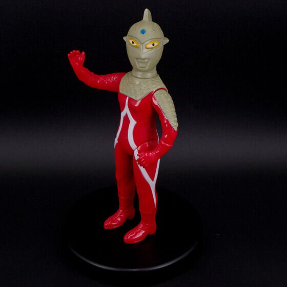 懐かしさ漂う昭和レトロカラー！「ウルトラセブン」人気キャラクターの