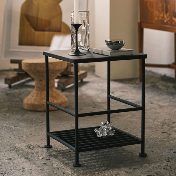 サイドテーブル・ナイトテーブル・ローテーブル WALLABY LOW TABLE