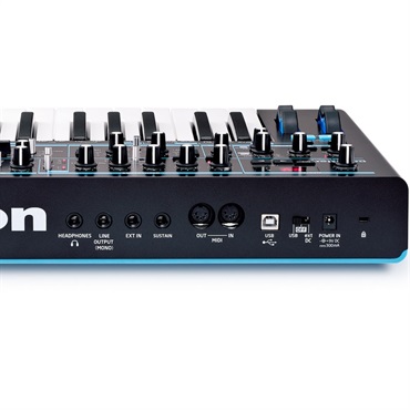NOVATION Bass Station II アナログシンセ シンセベース ベース