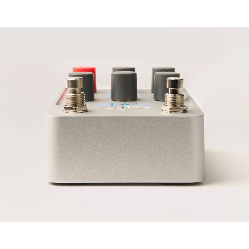 Universal Audio UAFX MAX Preamp & Dual Compressor（ユニバーサル