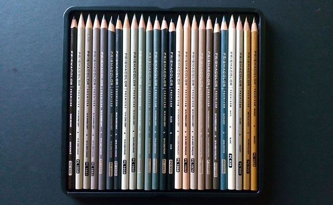 KARISMA COLOR カリスマカラー油性色鉛筆 35色35本 楽天市場】色鉛筆