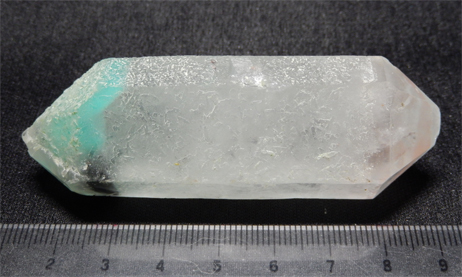 アホ石水晶 - iStone アホー石 アホイト アホアイト 大きな水晶