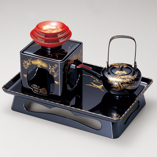 時代物 屠蘇器・重箱セット 木製漆器 朱塗り金蒔絵 鶴に松 縁起柄 長寿