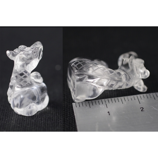 天然石 手彫り 龍 根付け 水晶龍 彫刻 天然石販売 名取貴石 天然石原石