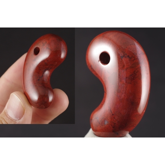 佐渡の赤玉石 勾玉 国産ジャスパーの勾玉販売 天然石原石鉱物結晶