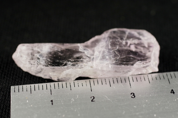 クンツァイト原石5．7g 天然石販売 名取貴石 天然石原石鉱物結晶