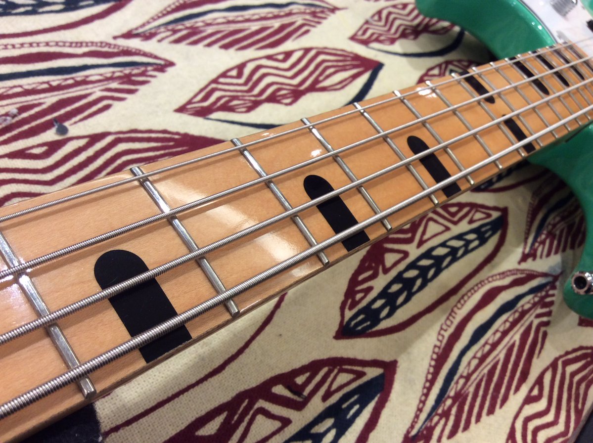 レア物】ビリーシーン ベースシークレット VHS 楽譜つき レア物