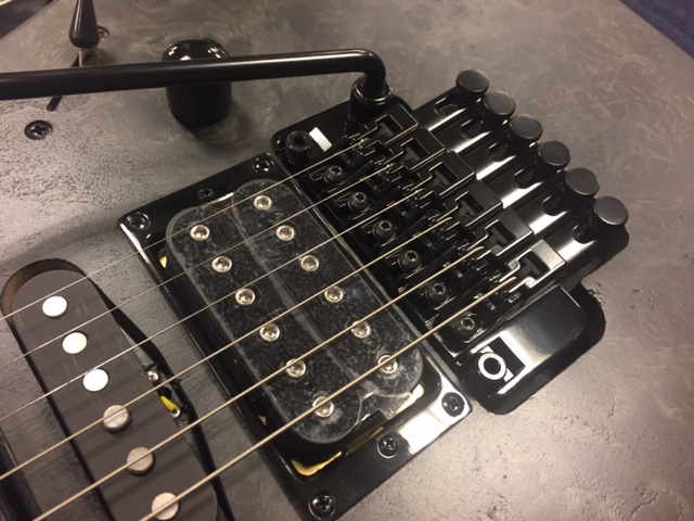 Washburn】600-S エレキギター フロイドローズ式トレモロ Washburn