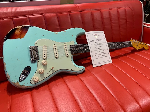 マルチレイヤーレリック ストラトキャスター 一日一本！Fender Custom