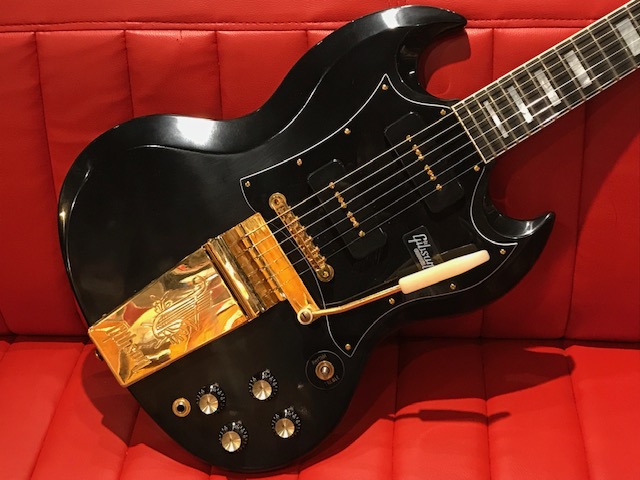 本日入荷のNew Gibson Guitar『Custom Shop SG Custom P-90 w/Maestro