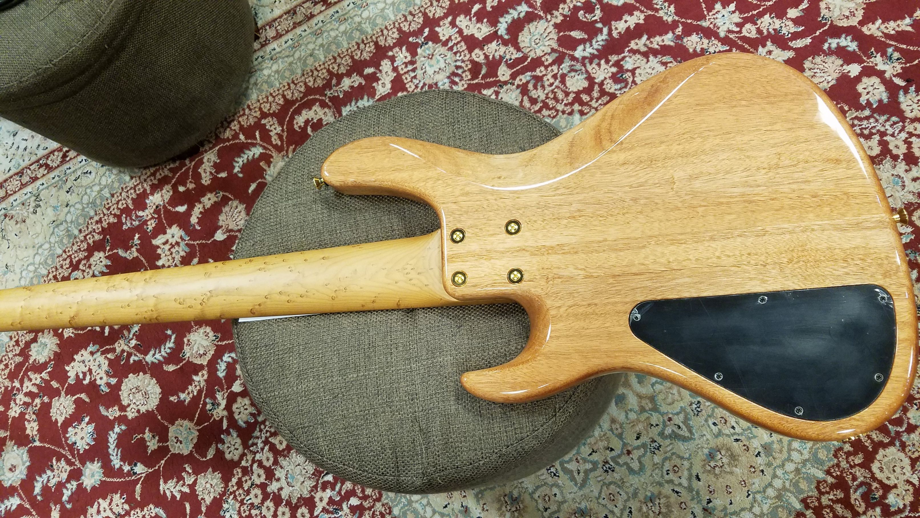 Sadowsky NYCカスタムベース入荷しております！ | イシバシ楽器