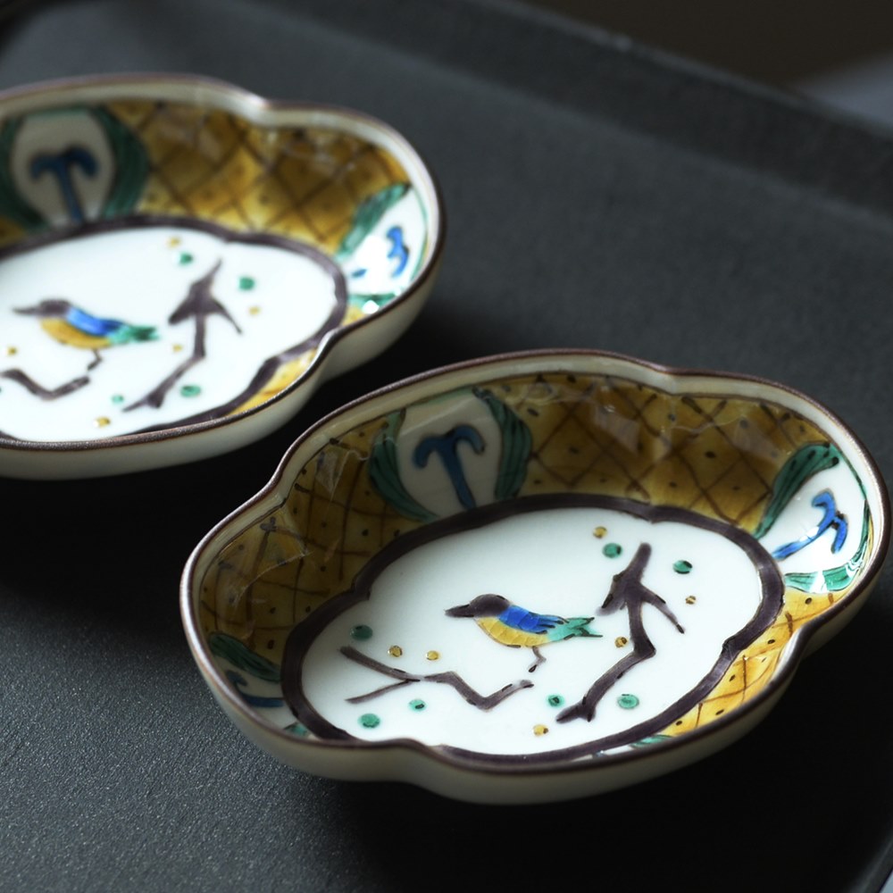 瑛生の器（九谷美陶園）｜三寸つば型皿｜作家の器と暮らす。IVORY