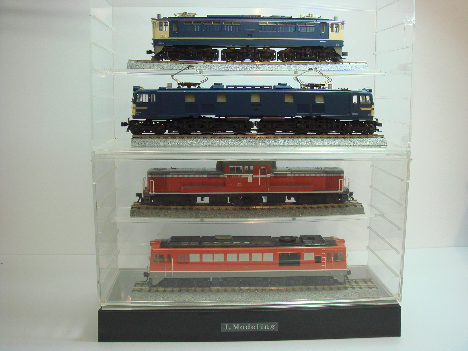 HO) 08001 ディスプレイケース 320(16.5mmゲージ車輌展示用レール付