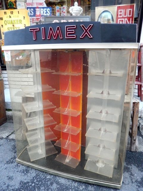 dp-140108-12 TIMEX / Display case - Jack's Mart
