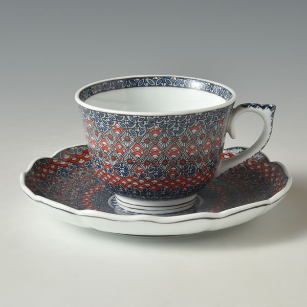 川本桝吉 竹内忠兵衛 蒔絵仕立 黒地金彩花鳥文沈香壺 瀬戸焼 名古屋