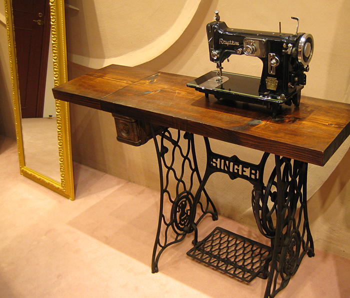 足踏みミシン アンティークミシン TA-1 RHYTMH TA-1アンティーク