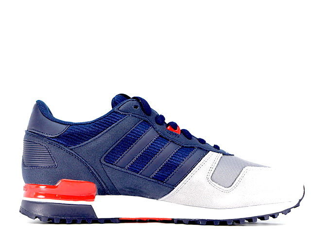 あ こんにちは、日立建機日本です。 今回は、迫力満点のZX690LCH-6解体