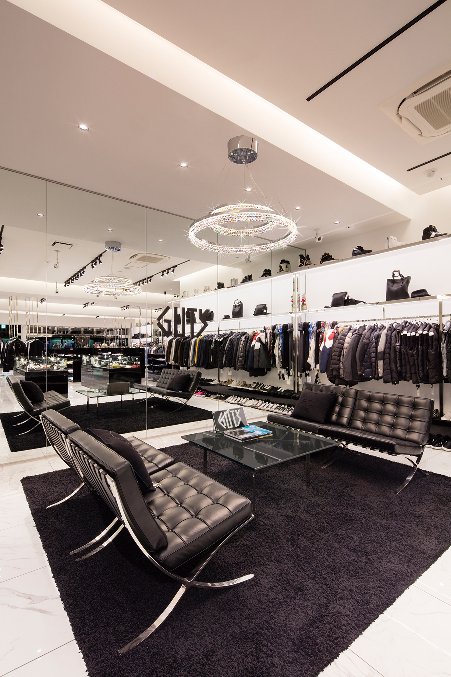 オーデリック株式会社｜施工事例｜GUT'S 四ツ橋店