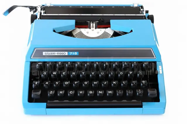 中古タイプライター専門店の尾河商会