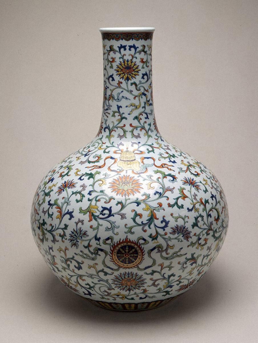 中国古玩 大明成化 青花斗彩 松竹梅紋 天球瓶