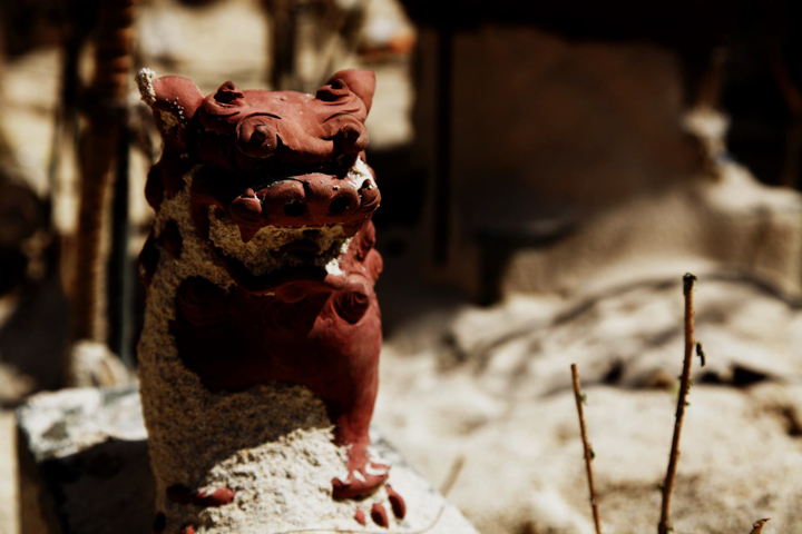 沖縄の最も古いシーサー「富盛の石彫大獅子（ともりのいしぼりうふじし