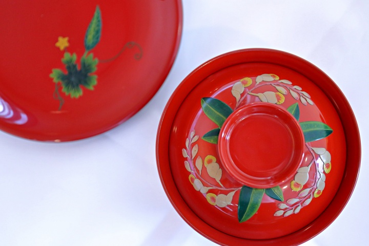 琉球漆器を普段使いに。琉球最古の老舗「角萬漆器【那覇】」 | よみ