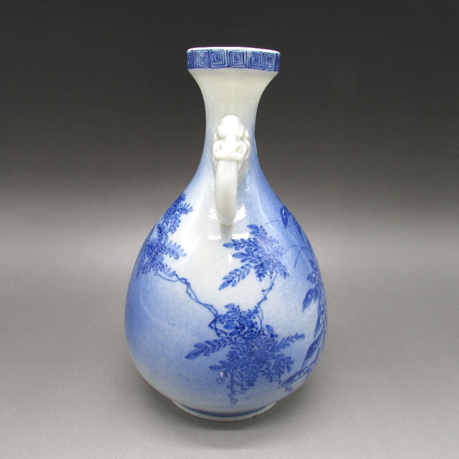 瀬戸焼 加藤勘四郎 染付風景文花瓶 - 敬誠アート [ 公式 ]