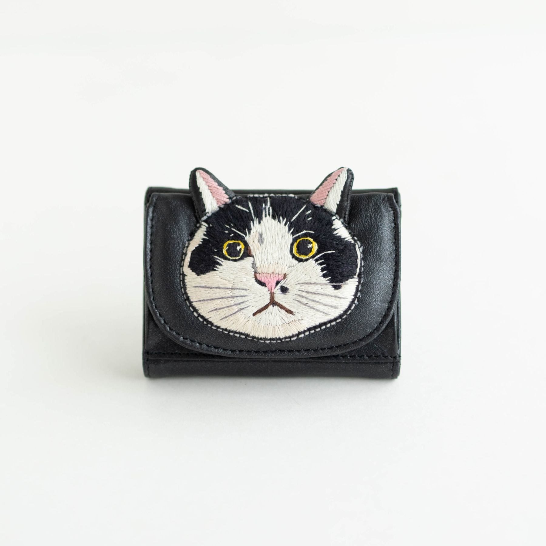 tamaoworld 刺繍ねこ ミニ財布｜ファッション雑貨・その他｜オルネ ド