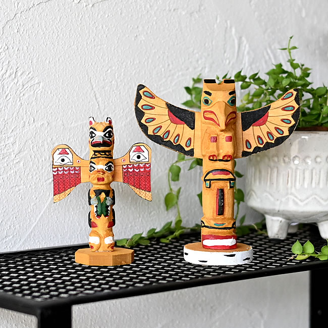 ⓵石材製トーテムポール風彫刻像 約200センチ ⓵石材製トーテムポール