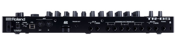 RolandのAIRA最高品質の新たなリズムマシンTR-8Sをご紹介いたします！