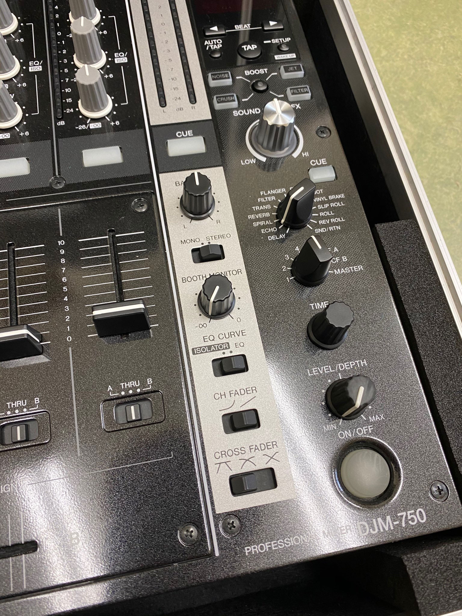 Pioneer DJM-750 中古品 Yahoo!オークション -「pioneer djm 750」の