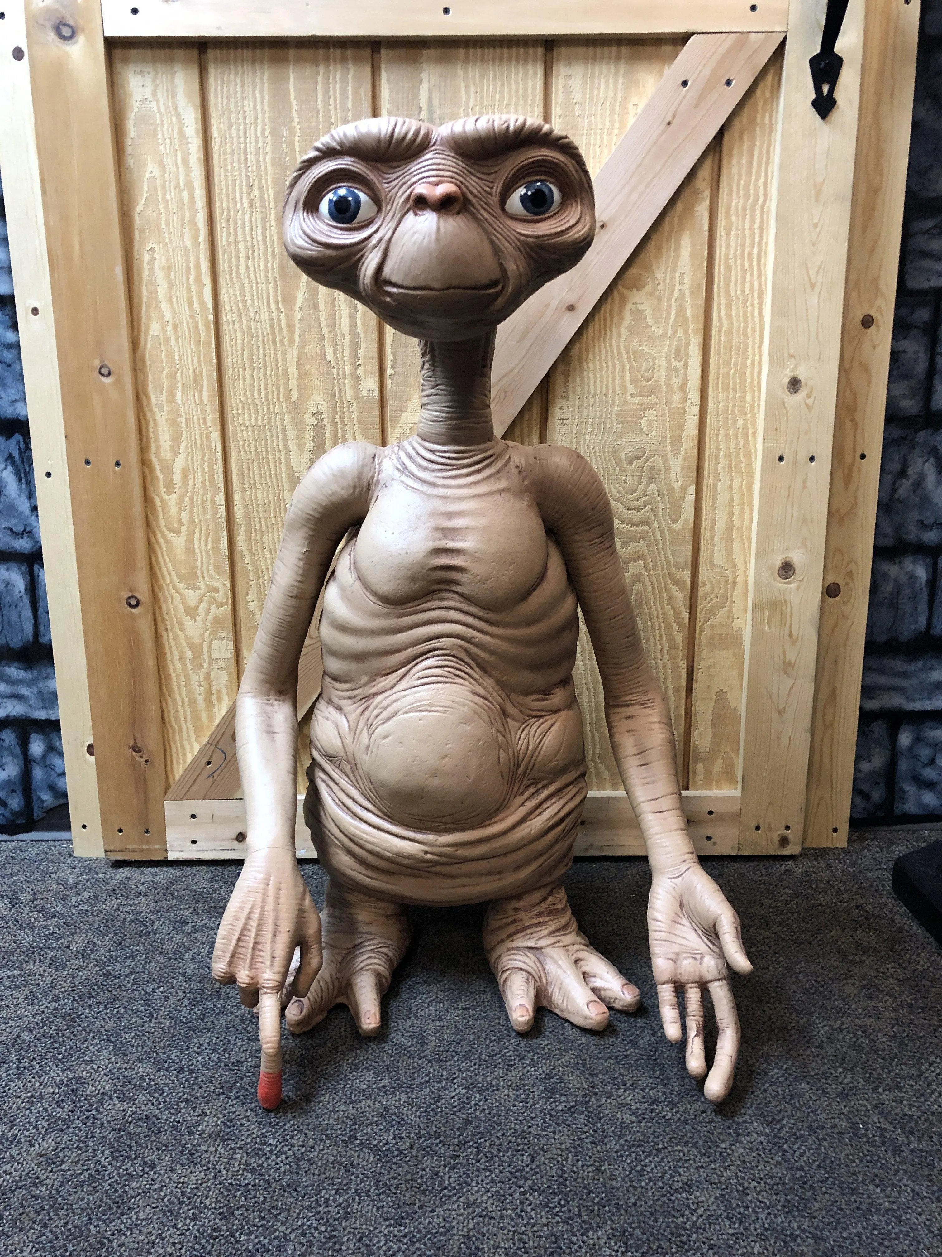 E.T. Foam Replica Figure ET Life Size Statue - LM Treasures – LM
