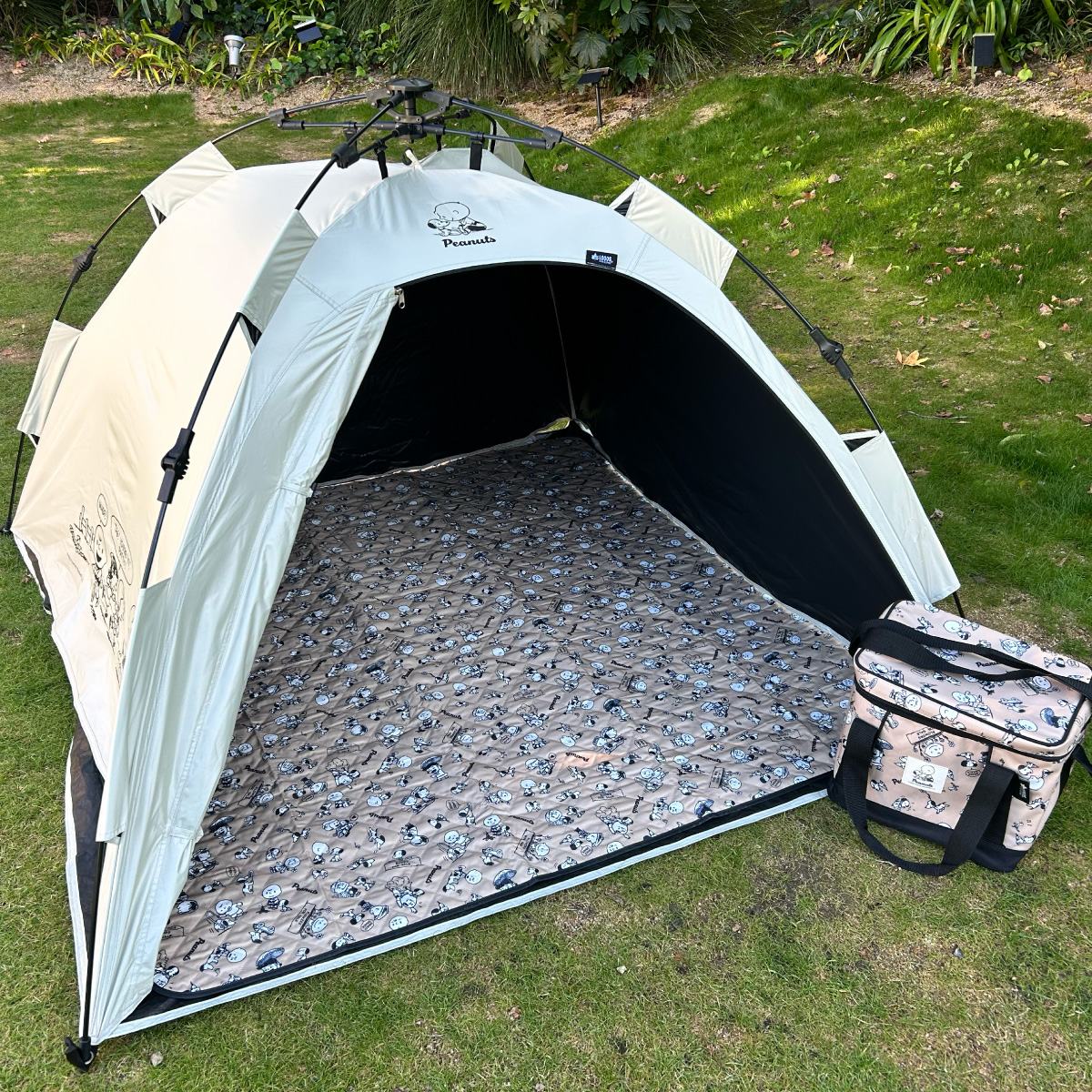 SNOOPY（PEANUTS 75years）ソーラーQ-TOPフルシェード|ギア|日/火