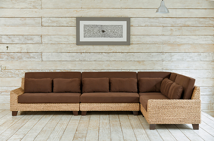 ヒヤシンスL字コーナーソファ。モダンデザインで極上のリゾート空間を