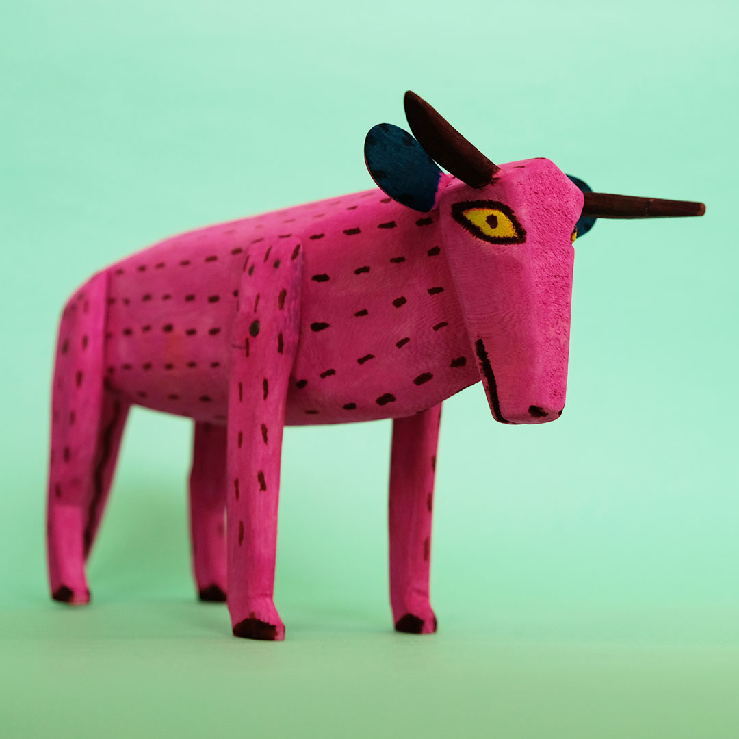 ヴィンテージ メキシコ オアハカ ウッドカーヴィング 木製 牛 置物