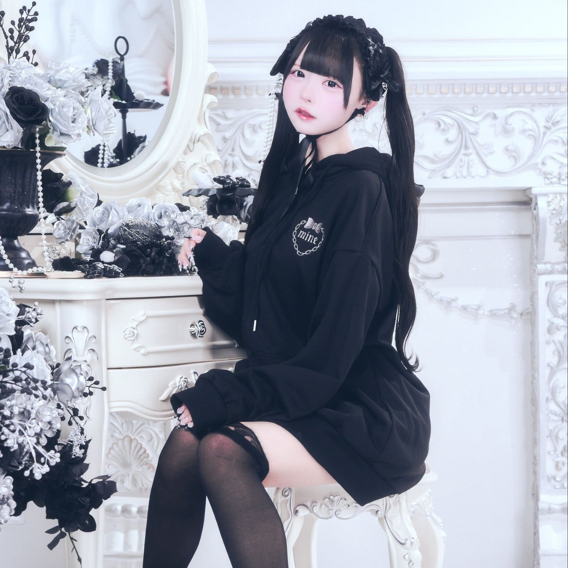 23506 ファンキーミンキーベイビーズ パーカー 黒 サイズS 23506