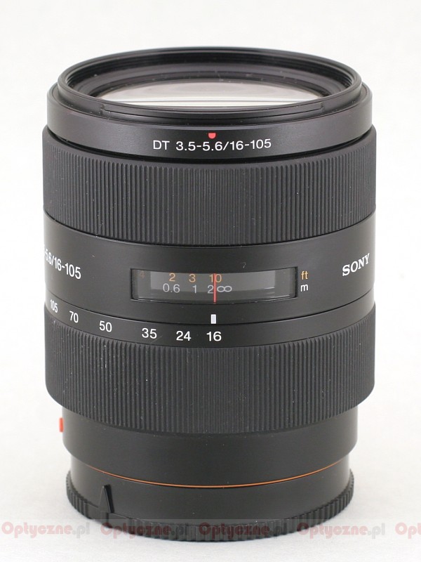 Sony DT 16-105 mm f/3.5-5.6 review - Introduction - LensTip.com