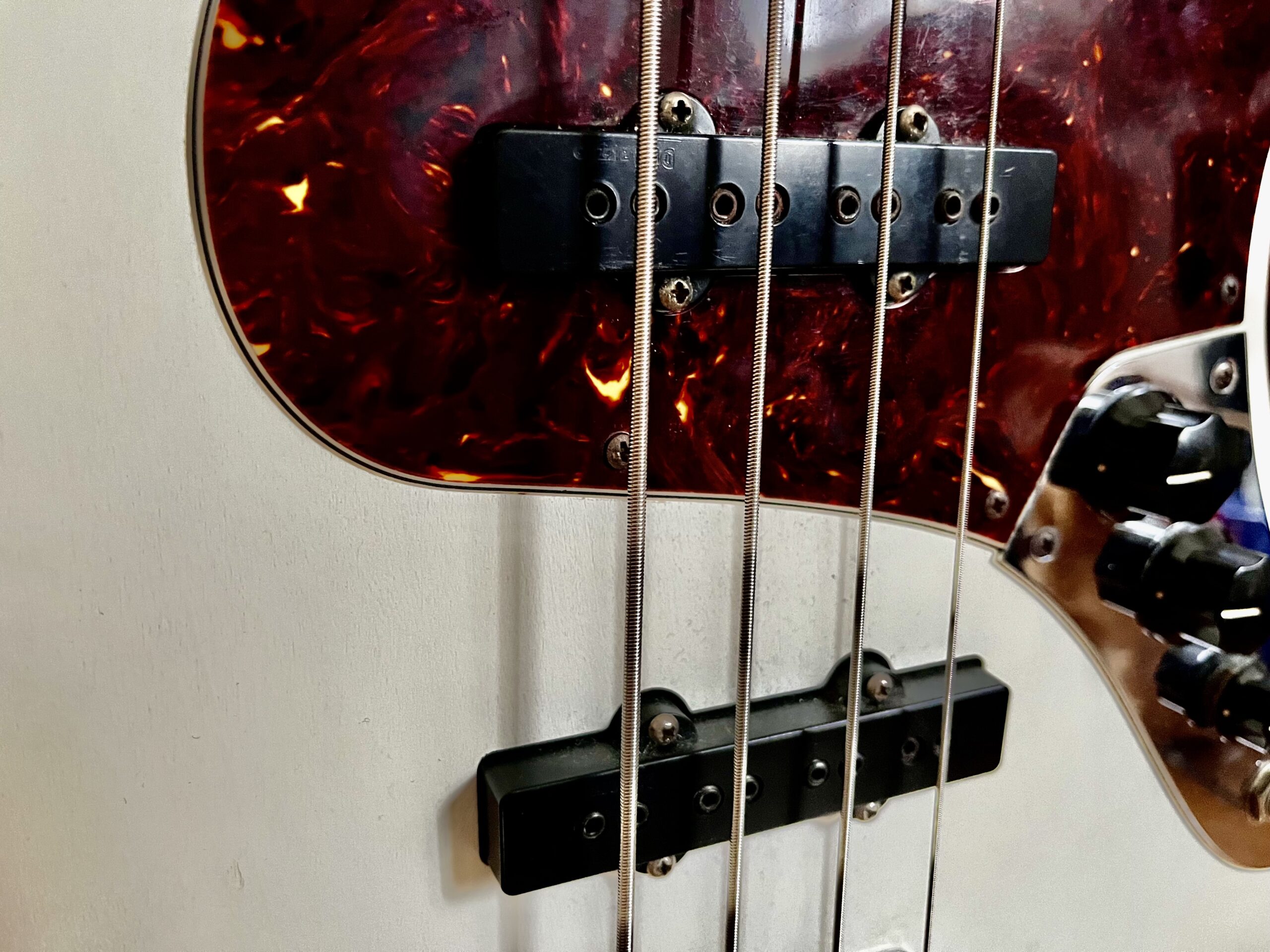 DiMarzio DP123 レビュー：弦の音量差が気になるならこのピックアップ