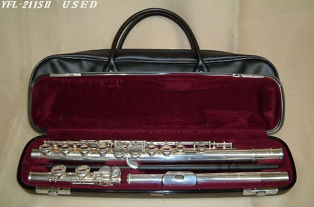 02/65-26 YAMAHA ヤマハ フルート YFL-211S ケース付き