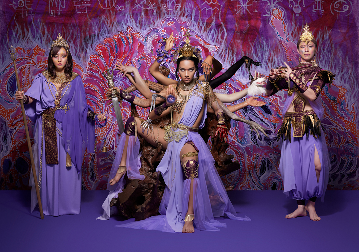 女王蜂 犬姫 ジュリ扇 女王蜂、日本武道館公演『犬姫』の会場限定