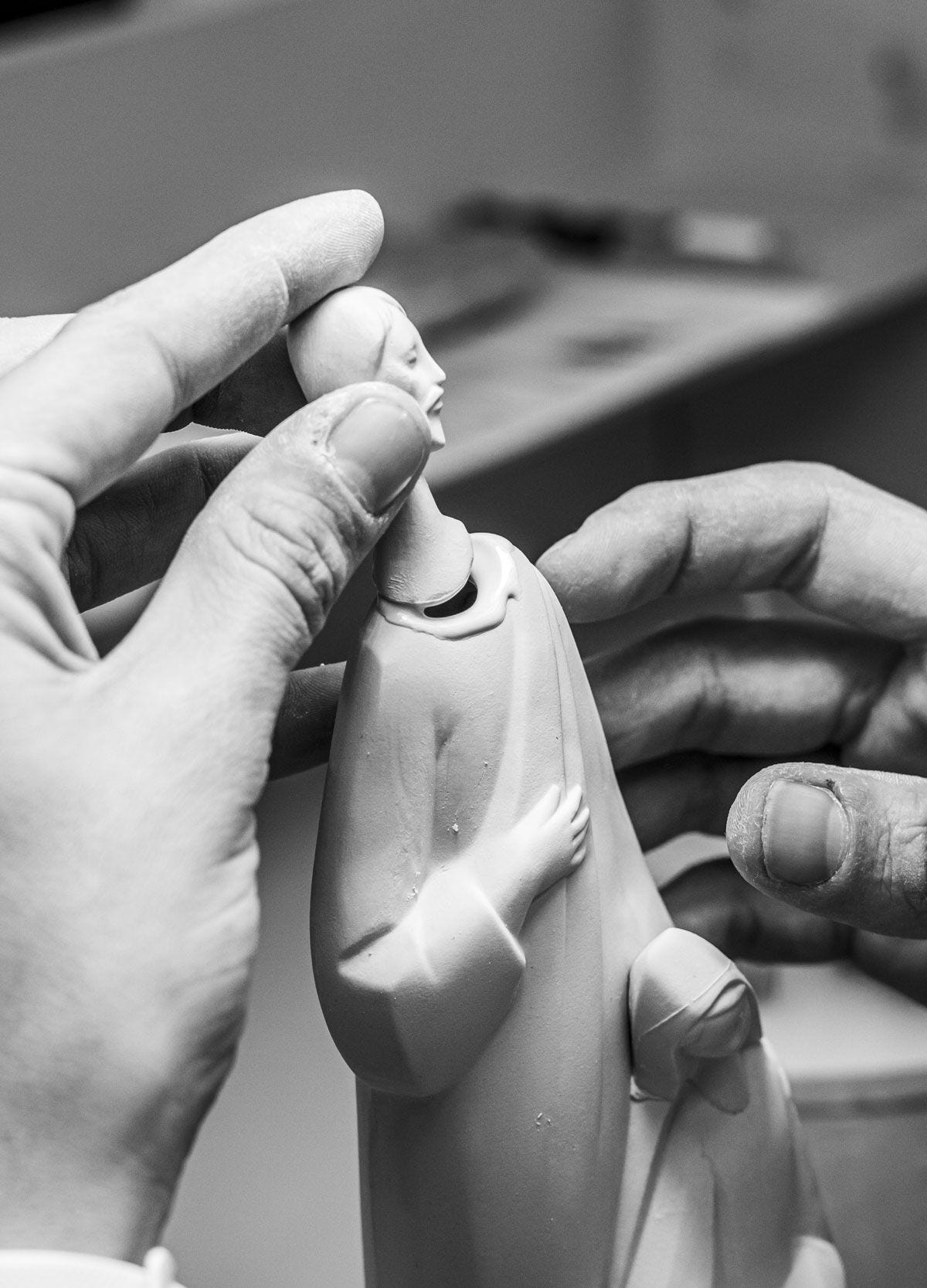 聖家族 | リヤドロ公式オンライン