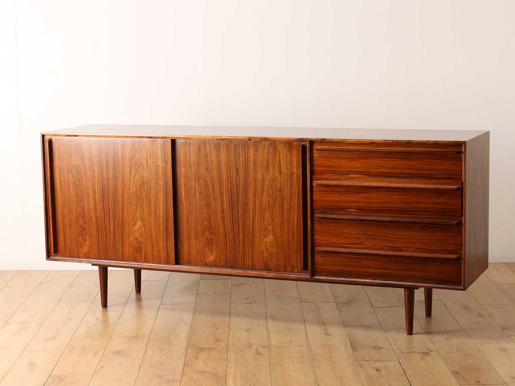 サイドボード | ロイズ・アンティークス | ヨーロッパのアンティーク