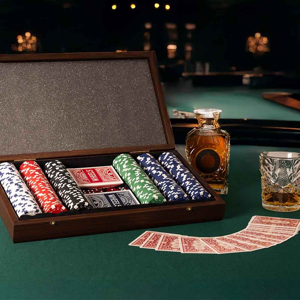 Manopoulus Poker Set Case -Dark Walnut