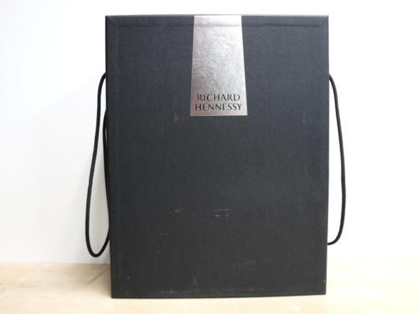 ヘネシー リシャール新型（専用箱、外箱.ギヤランティカード付き
