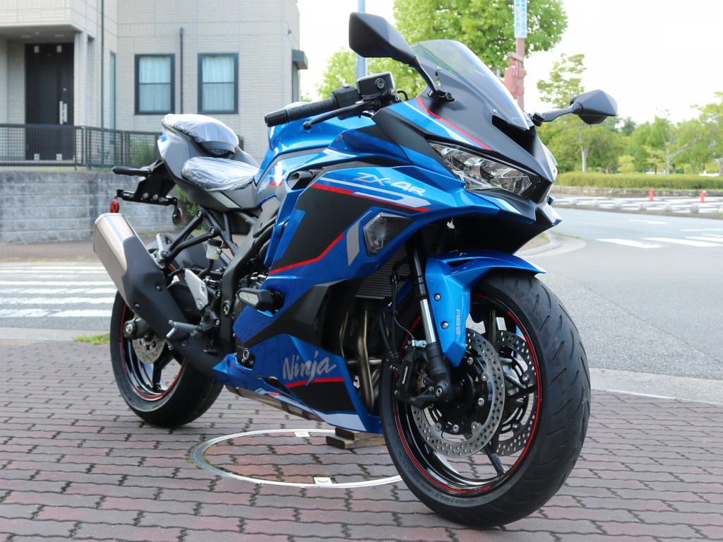 Ninja ZX-4R SEが入荷しました | ニュース | MotoShop Konno（モト