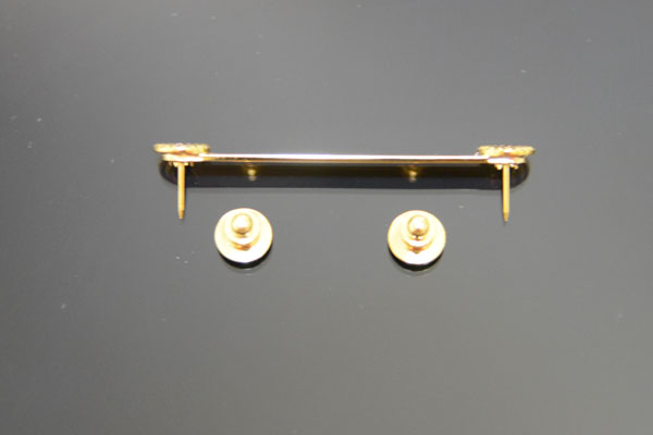 勲章佩用金具|静岡県の叙勲アドバイザー、お困りの方は無料相談。静岡