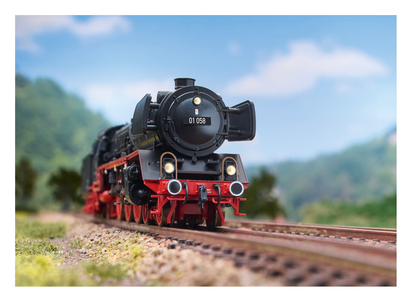 Minitrix 16630 鉄道ゲージ N DBの蒸気機関車BR01、III期 サウンド付き