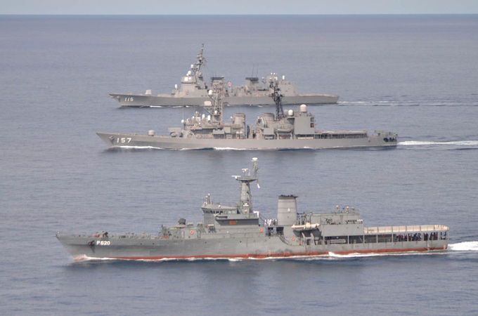 スリランカ海軍との親善訓練｜海上自衛隊 〔JMSDF〕 オフィシャルサイト