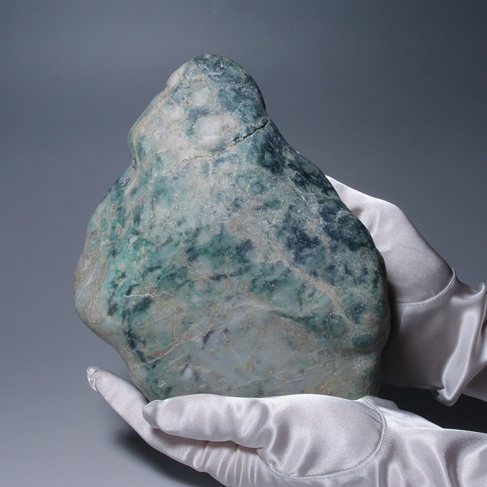 HS213T 糸魚川産翡翠原石 MoonMadness